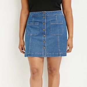 Denim button skirt